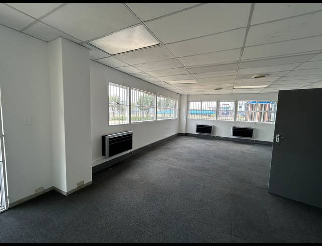 2,170M² WAREHOUSE TO LET IN SPARTAN